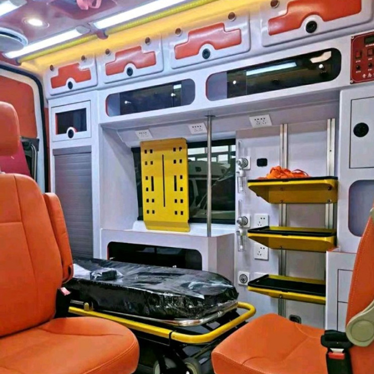 文登长途救护车护送病人租赁价格